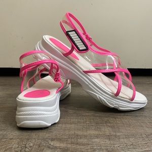 Sugar sandals